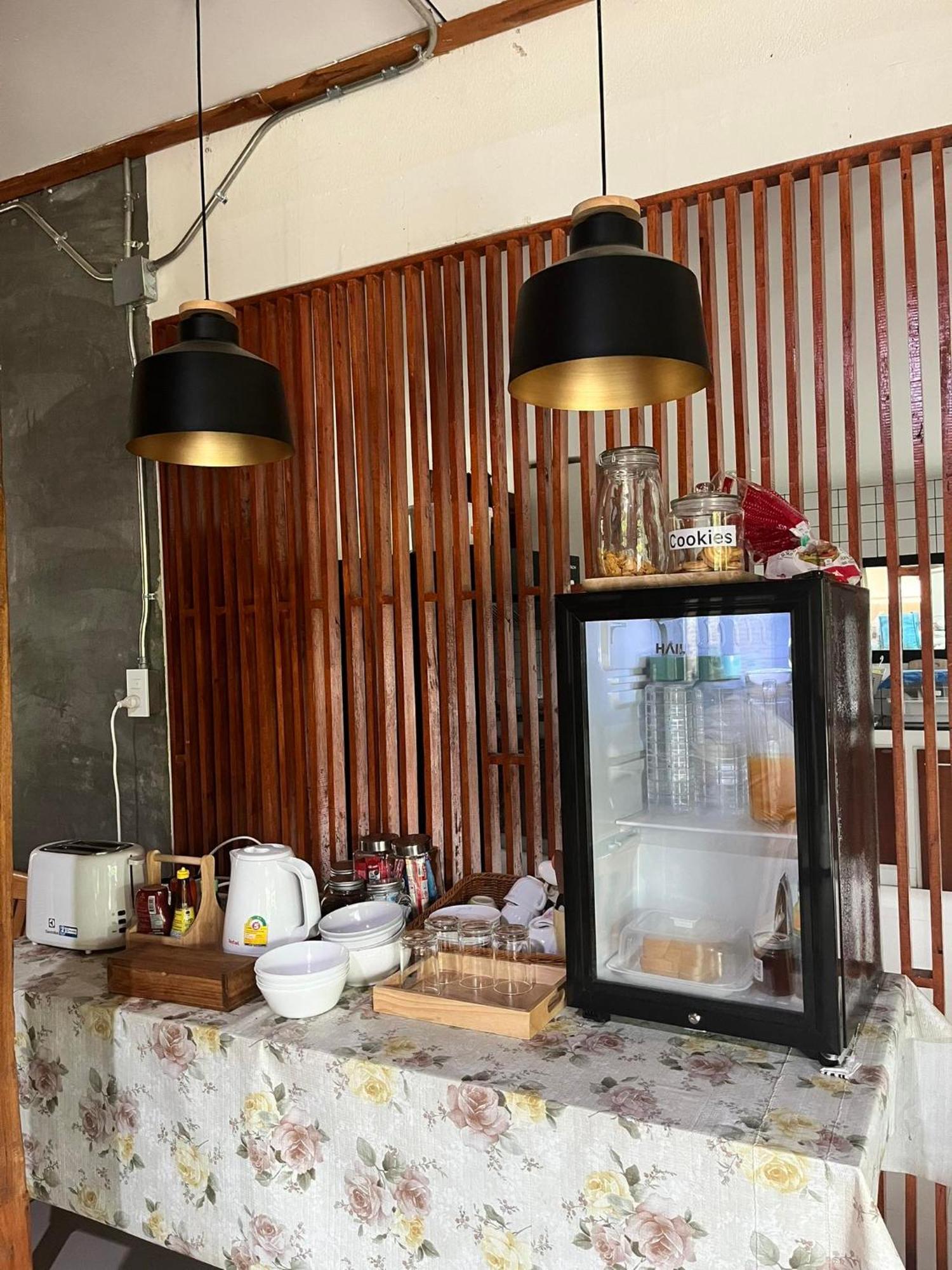 Tha Ma-O Bouteak Homestay - Self Check-In Lampang Eksteriør bilde