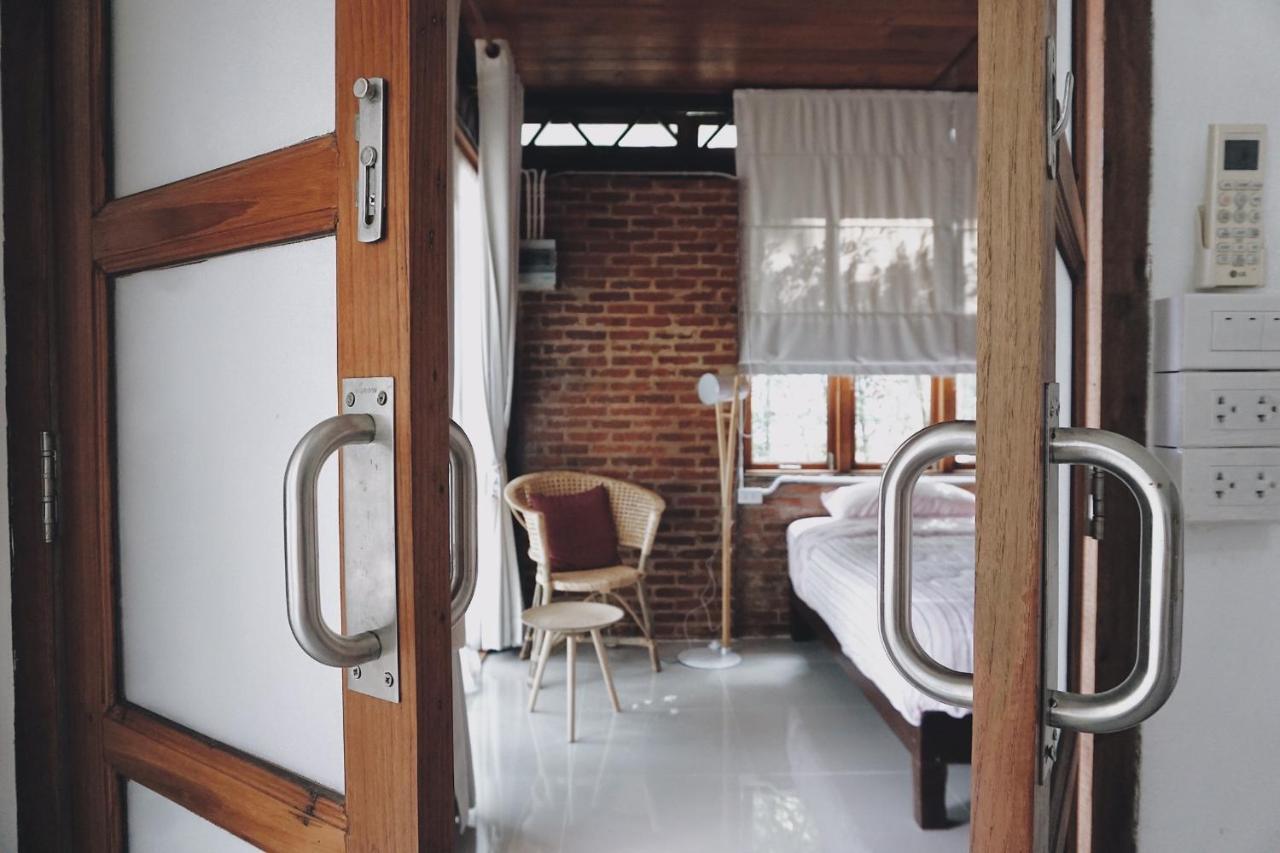 Tha Ma-O Bouteak Homestay - Self Check-In Lampang Eksteriør bilde