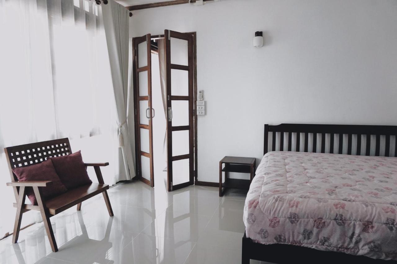 Tha Ma-O Bouteak Homestay - Self Check-In Lampang Eksteriør bilde