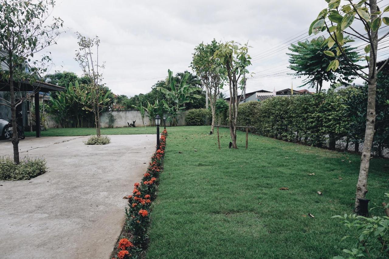 Tha Ma-O Bouteak Homestay - Self Check-In Lampang Eksteriør bilde