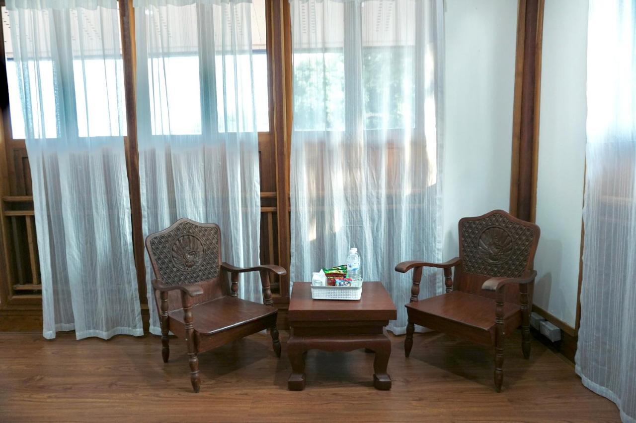 Tha Ma-O Bouteak Homestay - Self Check-In Lampang Eksteriør bilde